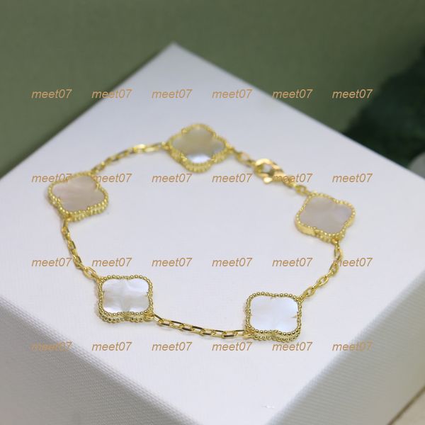 4a lady designer charm clover bracelets designer bangles jewelry dance party women superior quality, Golden;silver
4a lady designer charm clover bracelets designer bangles jewelry dance party women superior quality, Golden;silver