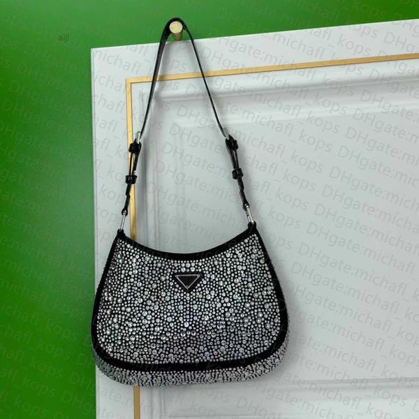 women bag cross body underarm fashion 2022 large capacity cowhide inset diamond shoulder luxury designer zipper triangle
women bag cross body underarm fashion 2022 large capacity cowhide inset diamond shoulder luxury designer zipper triangle