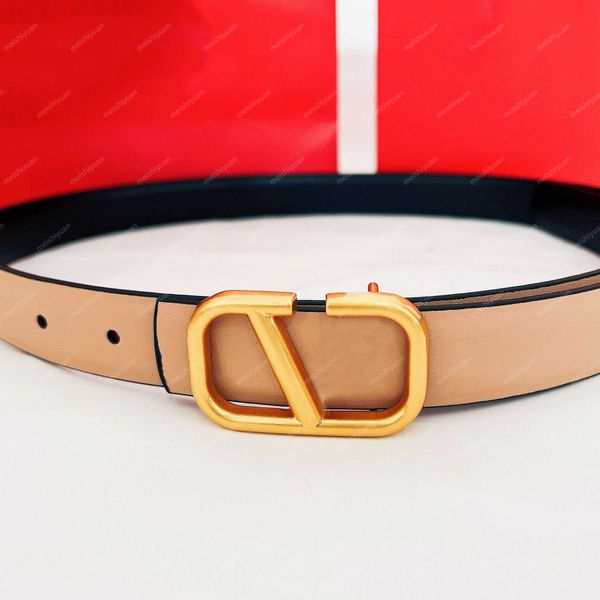 high-quality cowhide designer belt simple fashion color letter buckle women belts width 2.5cm 3.8cm men denim belt wholesale, Black;brown
high-quality cowhide designer belt simple fashion color letter buckle women belts width 2.5cm 3.8cm men denim belt wholesale, Black;brown