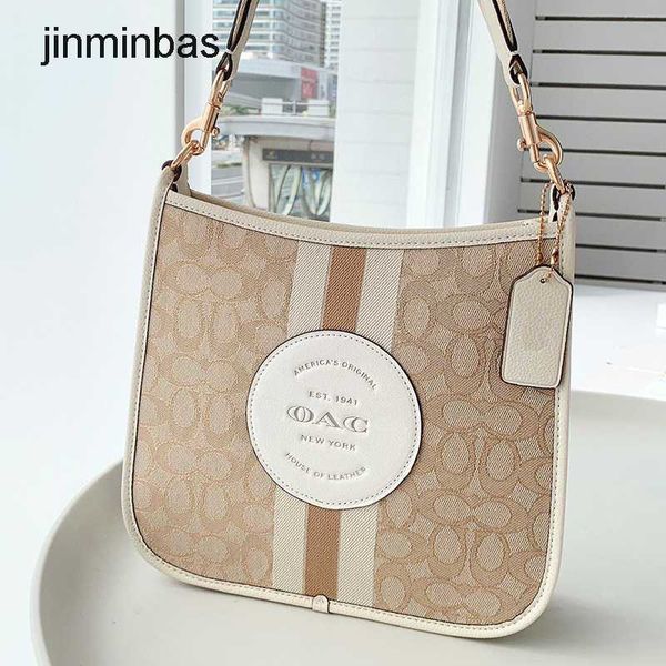 50% discount in stores 2023 fashion bag new bag female dempsey file file postman classic old flower badge totehnly
50% discount in stores 2023 fashion bag new bag female dempsey file file postman classic old flower badge totehnly