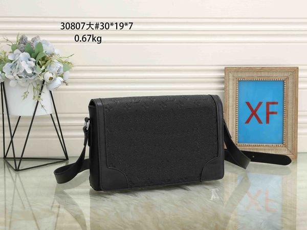 pochette trio men messenger shoulder bag designers monograms leather mens post man handbag purse boys briefcase tote purses coin card wallet
pochette trio men messenger shoulder bag designers monograms leather mens post man handbag purse boys briefcase tote purses coin card wallet