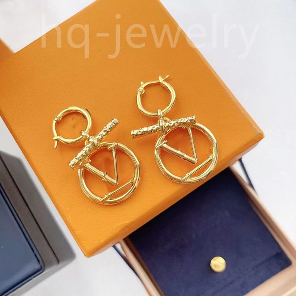 earrings designer for women stud luxury gold heart shape pearl crystal gold double v letter 925s silver jewelry classic 218, Golden;silver
earrings designer for women stud luxury gold heart shape pearl crystal gold double v letter 925s silver jewelry classic 218, Golden;silver
