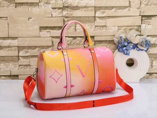 lvity luxurys designer duffel bags gradient speedy bandouliere 45 cm women travel bag fashion men classic leather sport outdoor packs soft s
lvity luxurys designer duffel bags gradient speedy bandouliere 45 cm women travel bag fashion men classic leather sport outdoor packs soft s