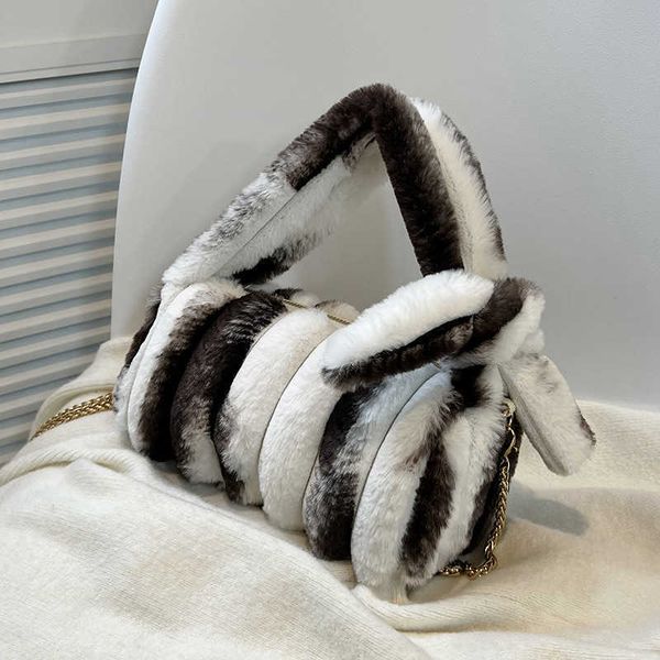new luxury brand designer faux fur tote handbags for women winter shopper ladies shoulder bag plush female handle 230202
new luxury brand designer faux fur tote handbags for women winter shopper ladies shoulder bag plush female handle 230202
