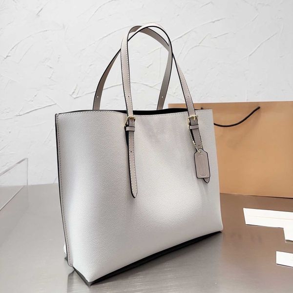 bags totes handbag designer bag comen classic imitation brand stitching leather shoulder bag versatile high capacity commuter party dinner w
bags totes handbag designer bag comen classic imitation brand stitching leather shoulder bag versatile high capacity commuter party dinner w