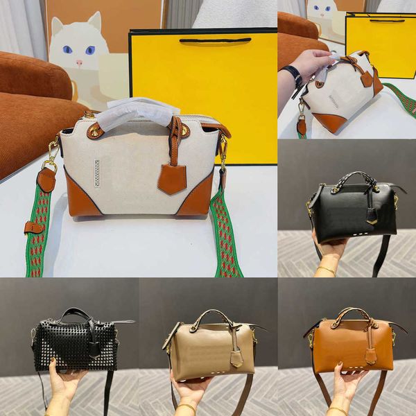 boston bags designer luggage women tote bags luxurys handbag fashion embroidered shoulder strap crossbody female boston handbags 220307
boston bags designer luggage women tote bags luxurys handbag fashion embroidered shoulder strap crossbody female boston handbags 220307