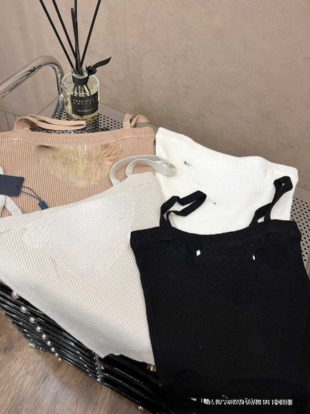 brand causal p family 23 early spring new letter jacquard suspender knitted vest slimming single wear jacket, White
brand causal p family 23 early spring new letter jacquard suspender knitted vest slimming single wear jacket, White