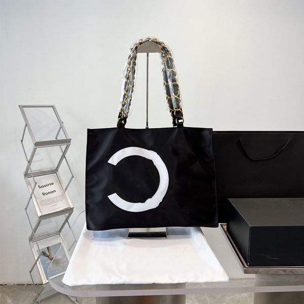 fashion women shoulder bags unique c logo canvas handbags designer lady tote handbag purse messenger crossbody bag
fashion women shoulder bags unique c logo canvas handbags designer lady tote handbag purse messenger crossbody bag