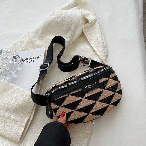 trendy triangle pattern canvas fanny packs for women stylish waist pack female casual bags wide strap crossbody chest bag 230202
trendy triangle pattern canvas fanny packs for women stylish waist pack female casual bags wide strap crossbody chest bag 230202