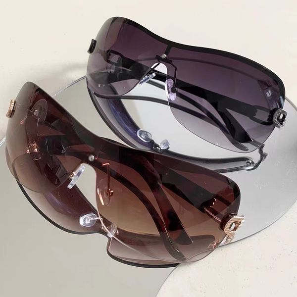 sunglasses womens luxury vintage gradient y2k style sun glasses men rimless pilot goggles uv400 for spicy girls 230202, White;black
sunglasses womens luxury vintage gradient y2k style sun glasses men rimless pilot goggles uv400 for spicy girls 230202, White;black