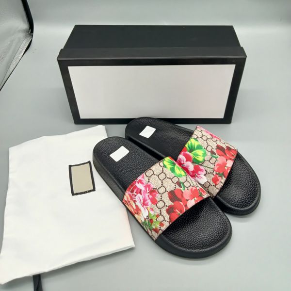 designer slipper women slippers luxury sandals brand sandals real leather flip flop flats slide casual shoes sneakers boots by fen 003, Black
designer slipper women slippers luxury sandals brand sandals real leather flip flop flats slide casual shoes sneakers boots by fen 003, Black