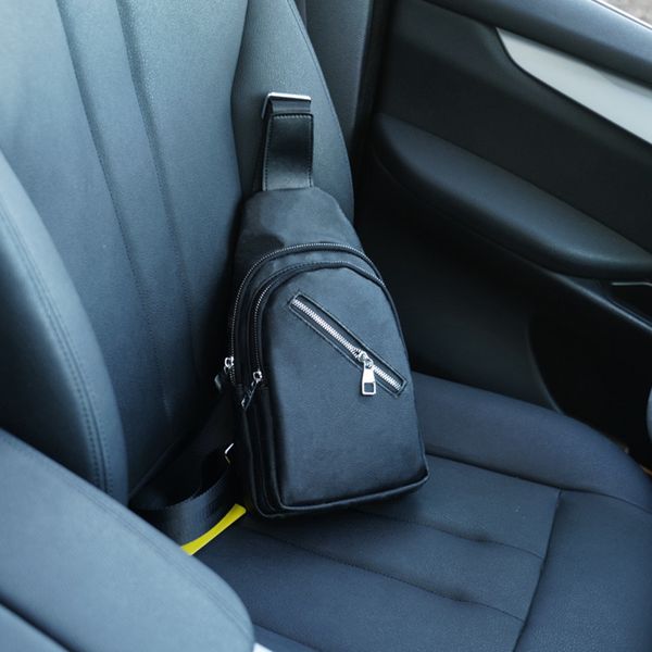 wholesale designer chest bag men's fashion brand leather outdoor travel leisure sports shoulder bags women's luxury canvas luggage
wholesale designer chest bag men's fashion brand leather outdoor travel leisure sports shoulder bags women's luxury canvas luggage