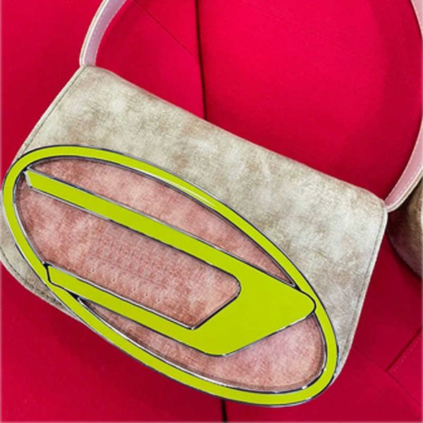die yk2 design shoulder cross body designer bags armpit jingle bag women cowhide bag lady real leather handbags 230201
die yk2 design shoulder cross body designer bags armpit jingle bag women cowhide bag lady real leather handbags 230201
