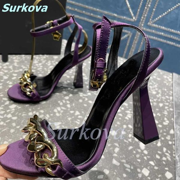 chain luxury sandals round toe square high heels buckle open stilettos summer fashion women shoes real pictures 220202, Black
chain luxury sandals round toe square high heels buckle open stilettos summer fashion women shoes real pictures 220202, Black
