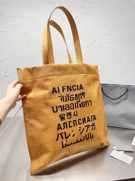 2023 new seven-country letter paper bag shopping tote couple japanese korean casual shoulder hand
2023 new seven-country letter paper bag shopping tote couple japanese korean casual shoulder hand