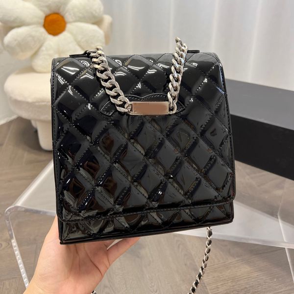 classic luxurys designers shoulder bags c quality high ladies fashion crossbody letter handbags totes clutch fang pangzi square bag women me
classic luxurys designers shoulder bags c quality high ladies fashion crossbody letter handbags totes clutch fang pangzi square bag women me