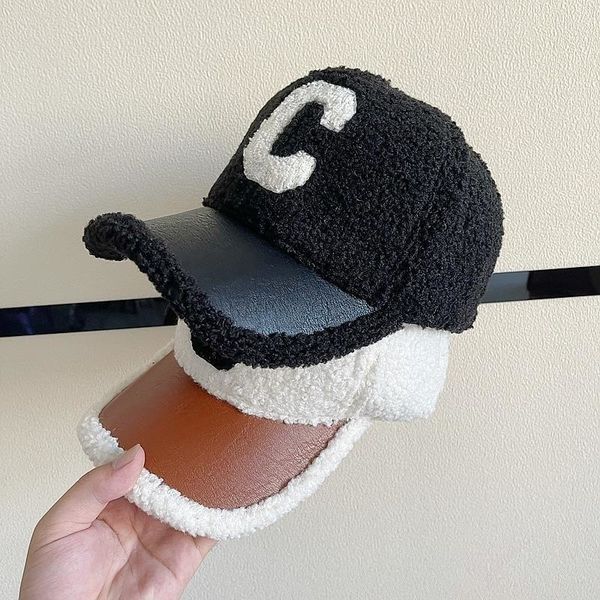 ball caps winter hat letter c embroidery lamb wool baseball fashion female outdoor leisure warm windproof for women men 230202, Blue;gray
ball caps winter hat letter c embroidery lamb wool baseball fashion female outdoor leisure warm windproof for women men 230202, Blue;gray