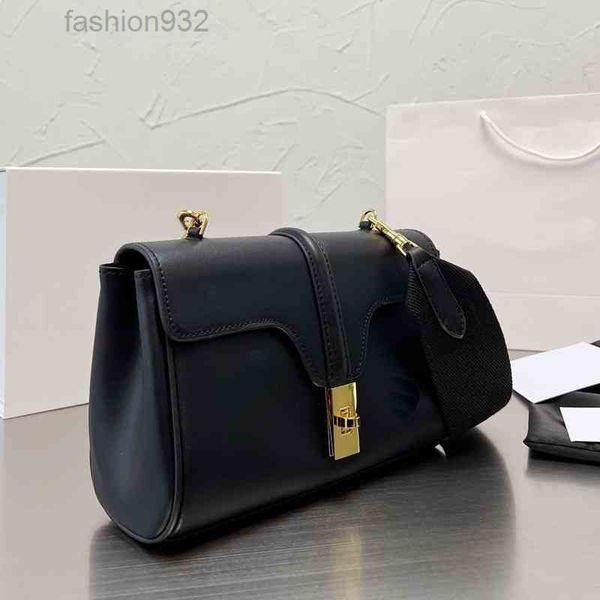 2023 new fashion evening bags designer shoulder bags women canvas wide shoulder-strap luxury handbag soft leather crossbody female wild purs
2023 new fashion evening bags designer shoulder bags women canvas wide shoulder-strap luxury handbag soft leather crossbody female wild purs