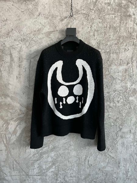 2023 men's luxury designer sweater men's matching women's autumn and winter long-sleeved sweater knitted sweatshirt, White;black
2023 men's luxury designer sweater men's matching women's autumn and winter long-sleeved sweater knitted sweatshirt, White;black