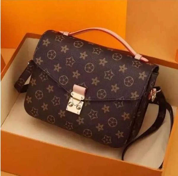 luxurys designer women pochette shoulder bag classic black handbag leather chain shopping bags crossbody handbags wallet
luxurys designer women pochette shoulder bag classic black handbag leather chain shopping bags crossbody handbags wallet
