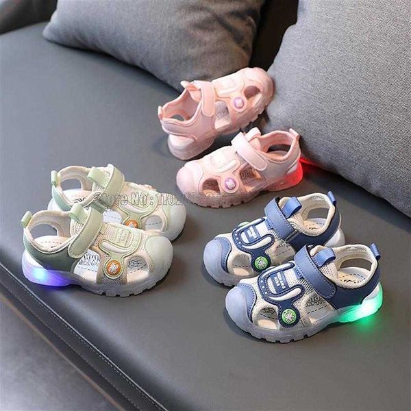 children led glowing sandals girls light up non-slip luminous boy kids fashion casual beach shoes 0202, Black;red
children led glowing sandals girls light up non-slip luminous boy kids fashion casual beach shoes 0202, Black;red