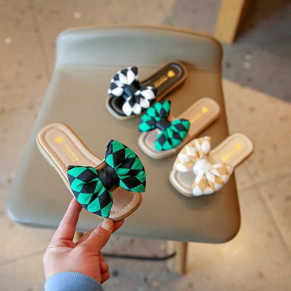 slipper new girls slippers for home and outside kid fashion indoor cute bow princess children' open-toe sandals casual versatile korea, Black;grey
slipper new girls slippers for home and outside kid fashion indoor cute bow princess children' open-toe sandals casual versatile korea, Black;grey