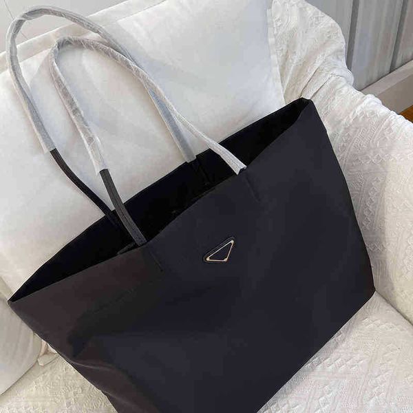 pbag triangle shopping bags shoulder bag shoppers tote bucket women designer handbags fashion high capacity shoulderbag handbag classic purs
pbag triangle shopping bags shoulder bag shoppers tote bucket women designer handbags fashion high capacity shoulderbag handbag classic purs