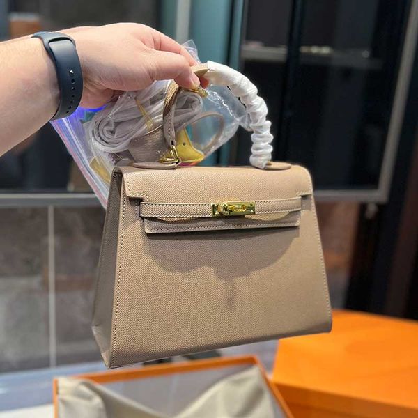 the tote bags original r handbag crossbody flap beige shoulder bags women genuine leather evening card holder belt purses
the tote bags original r handbag crossbody flap beige shoulder bags women genuine leather evening card holder belt purses