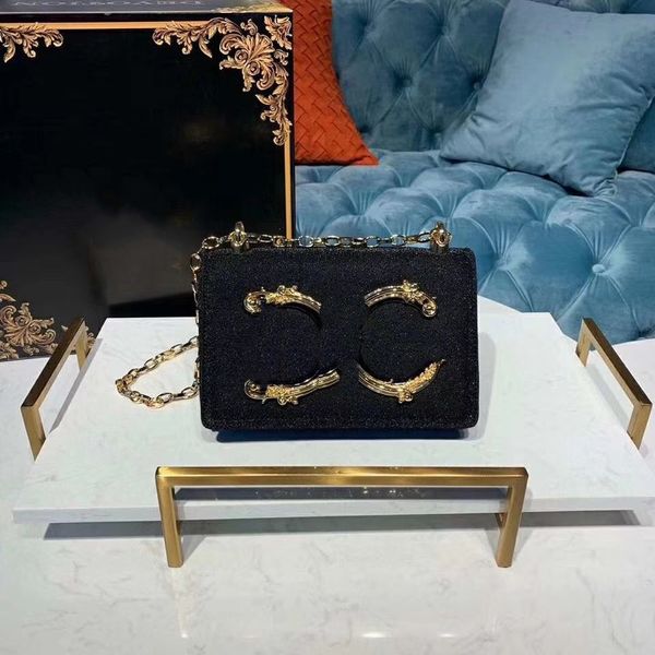 chain crossbody bags women handbag purse fashion letter shoulder bag magnetic hasp gold-pleated emblem clutch wallets black
chain crossbody bags women handbag purse fashion letter shoulder bag magnetic hasp gold-pleated emblem clutch wallets black