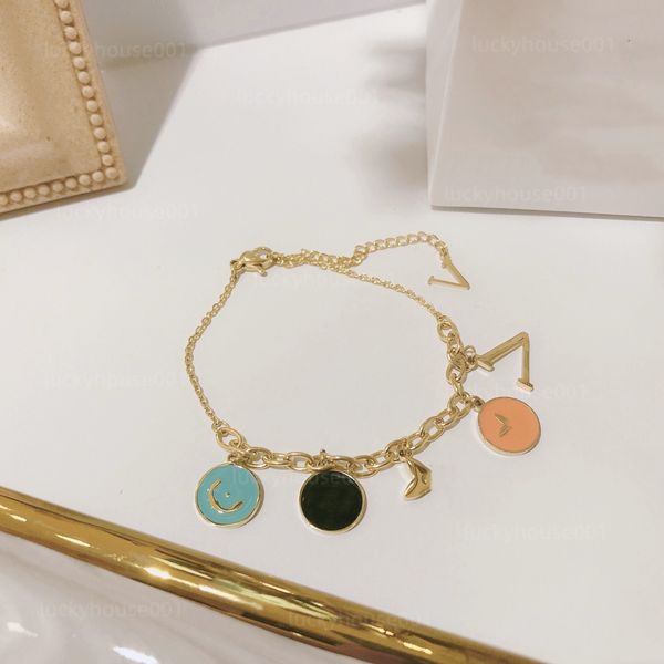 european american fashion style bracelet women designer letter bracelet 18k gold-plated stainless steel neutral hip hop bracelet wedding val, Golden;silver
european american fashion style bracelet women designer letter bracelet 18k gold-plated stainless steel neutral hip hop bracelet wedding val, Golden;silver