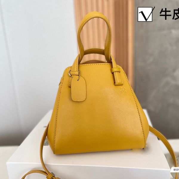 new totes mini basket bucket bag women shoulder bags designer handbags flap cross body bag luxury large capacity cowhide plain purses
new totes mini basket bucket bag women shoulder bags designer handbags flap cross body bag luxury large capacity cowhide plain purses