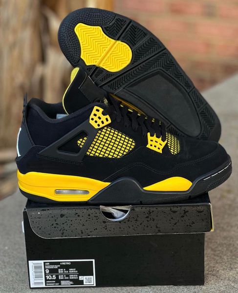 limited authentic 4 thunder shoes 4s black tour yellow men sports outdoor sneakers with original box dh6927-017
limited authentic 4 thunder shoes 4s black tour yellow men sports outdoor sneakers with original box dh6927-017
