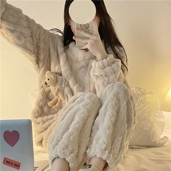 women's sleepwear coral velvet pajama's autumn and winter ins style cute sweet flannel loungewear set 230203, Black;red
women's sleepwear coral velvet pajama's autumn and winter ins style cute sweet flannel loungewear set 230203, Black;red