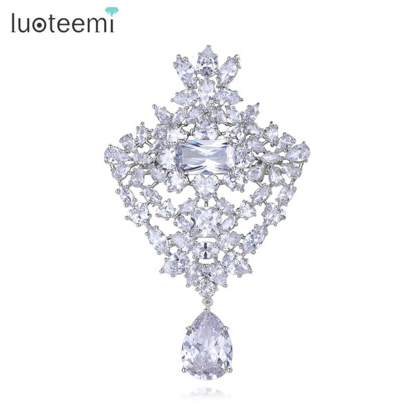 pins brooches luoteemi luxury brooch bouquet for bride clear flower shape cubic zircon wedding bridal dress accessories christmas gifts 2302, Gray
pins brooches luoteemi luxury brooch bouquet for bride clear flower shape cubic zircon wedding bridal dress accessories christmas gifts 2302, Gray
