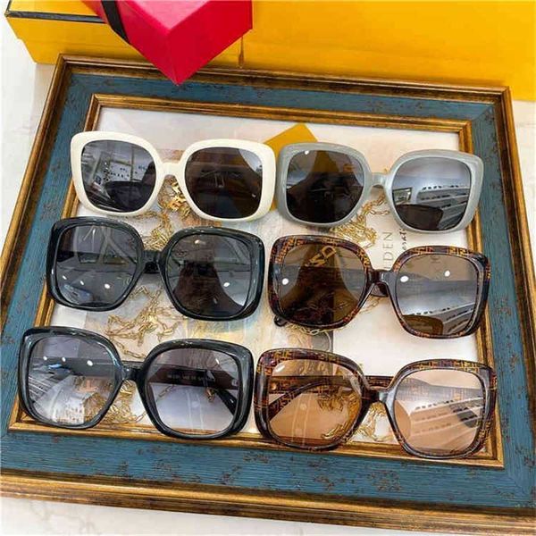 36% off 2023 luxury fashion version family box plate star same with chain, White;black
36% off 2023 luxury fashion version family box plate star same with chain, White;black