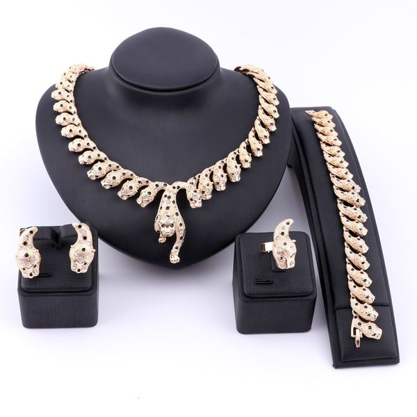 wedding jewelry sets handmade dubai gold color colorful crystal leopard fashion nigerian african costume 230203, Slivery;golden
wedding jewelry sets handmade dubai gold color colorful crystal leopard fashion nigerian african costume 230203, Slivery;golden