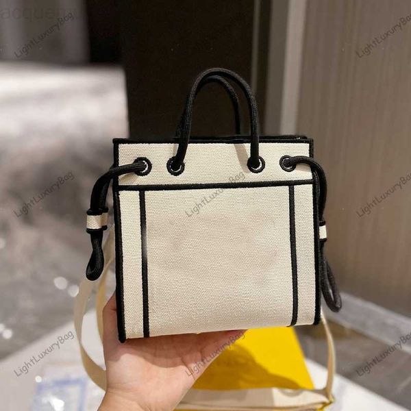 fendies bag ffdesigner canvas tote shoulder bag fashion wallet retro handbag simple crossbody for women classic famous brand shopping purses
fendies bag ffdesigner canvas tote shoulder bag fashion wallet retro handbag simple crossbody for women classic famous brand shopping purses