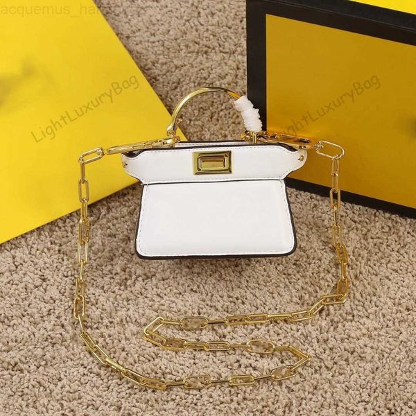 fendies bag mini designer real leather chain crossbody fashion wallet wild exquisite handbag for women classic famous brand shopping purses2
fendies bag mini designer real leather chain crossbody fashion wallet wild exquisite handbag for women classic famous brand shopping purses2