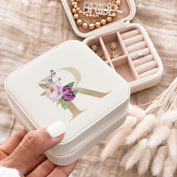 jewelry boxes portable storage box gold letter travel organizer case earrings necklace ring display 230202, Black;white
jewelry boxes portable storage box gold letter travel organizer case earrings necklace ring display 230202, Black;white