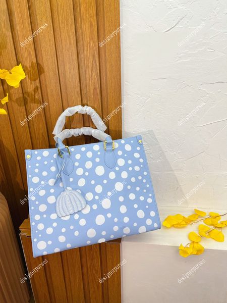tz fashion x yk onthego handbags designer kusama yasunari shopping bag large capacity handbag 4 colors travel outdoor holiday tote bag women
tz fashion x yk onthego handbags designer kusama yasunari shopping bag large capacity handbag 4 colors travel outdoor holiday tote bag women