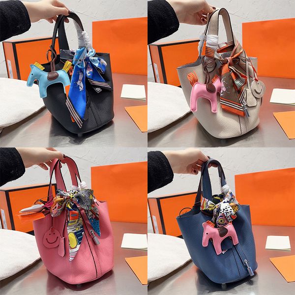 9a quality women h clutch bag calfskin 20cm with box ladies designer luxury fashion genuine leather shoulder crossbody tote handbag silver h
9a quality women h clutch bag calfskin 20cm with box ladies designer luxury fashion genuine leather shoulder crossbody tote handbag silver h