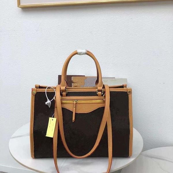 luxury handbag designer handbag women's casual pvc leather shoulder bag large handbag fashion messenger bag
luxury handbag designer handbag women's casual pvc leather shoulder bag large handbag fashion messenger bag