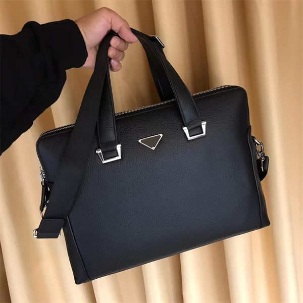 men designer bag shoulder briefcase genuine leather designer handbag business lapbag messenger bags totes men's luggage computer handba
men designer bag shoulder briefcase genuine leather designer handbag business lapbag messenger bags totes men's luggage computer handba