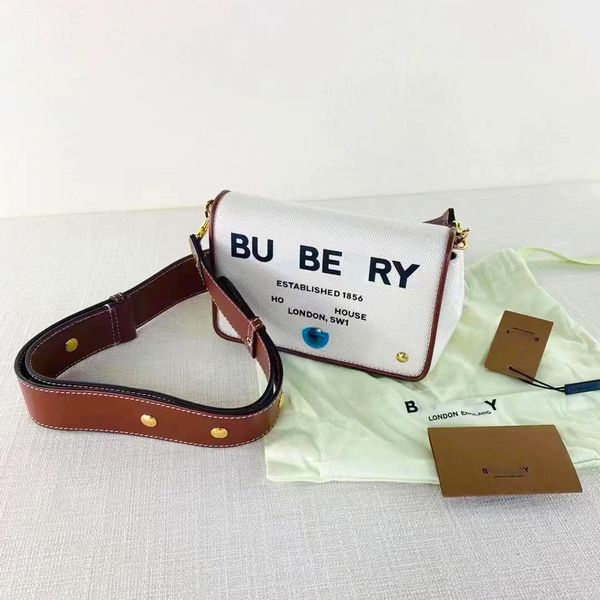 luxurys designer classic stripes shoulder bag clutch leather flap metal tb lock purses shoulder handbag women's men embossing line wall
luxurys designer classic stripes shoulder bag clutch leather flap metal tb lock purses shoulder handbag women's men embossing line wall