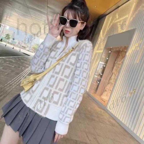 women's sweaters designer autumn new original brand women sweater classic printed letters cardigan zipper collar long sleeve cashmere p, White;black
women's sweaters designer autumn new original brand women sweater classic printed letters cardigan zipper collar long sleeve cashmere p, White;black