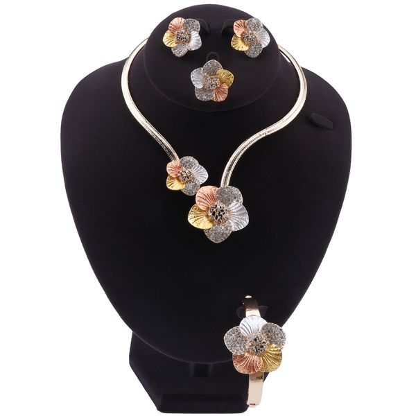 wedding jewelry sets nigerian women accessories fashion dubai gold color flower shaped statement bridal 230203, Slivery;golden
wedding jewelry sets nigerian women accessories fashion dubai gold color flower shaped statement bridal 230203, Slivery;golden
