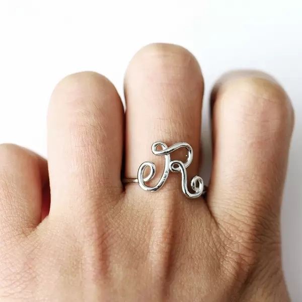 sliver rose gold color custom 26 letters rings for women finger ring fashion jewelry, Golden;silver
sliver rose gold color custom 26 letters rings for women finger ring fashion jewelry, Golden;silver