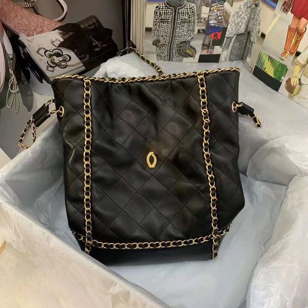 shopping bag bucket crossbody bag idiosyncrasy cowhide generous fashion retro hardware chain large capacity
shopping bag bucket crossbody bag idiosyncrasy cowhide generous fashion retro hardware chain large capacity