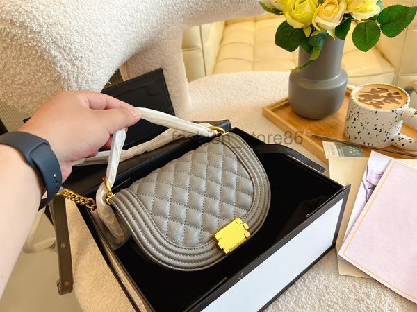 2023 new fashion designer bags luxury ladies mini french half round boy flap bag calfskin classic quilted diamond gold hardware chain should
2023 new fashion designer bags luxury ladies mini french half round boy flap bag calfskin classic quilted diamond gold hardware chain should