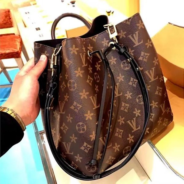 luxurys designers neonoe bucket shoulder bags flower purses louiseity women tote brand letter viutonity genuine leather handbags vuttons cro
luxurys designers neonoe bucket shoulder bags flower purses louiseity women tote brand letter viutonity genuine leather handbags vuttons cro